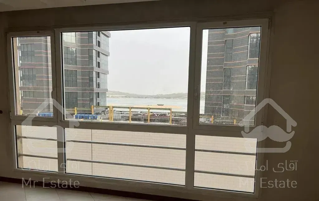 ۱۲۸ متر ۳ خوابه ویو دریاچه چیتگر