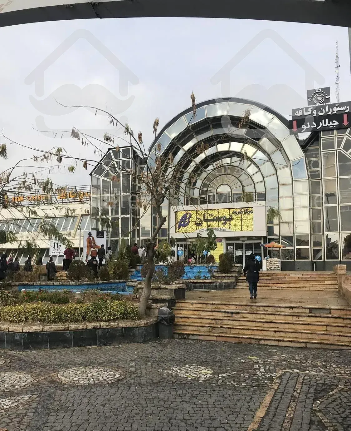 اجاره مغازه ۱۳ متری طلا فروشی پونک مجتمع بوستان