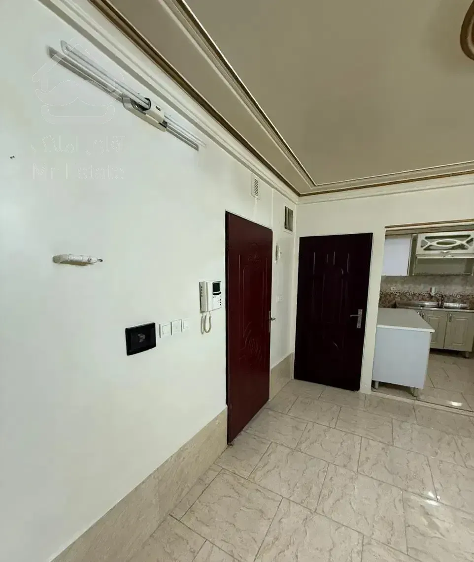 واحد 50 متری همکف تخلیه