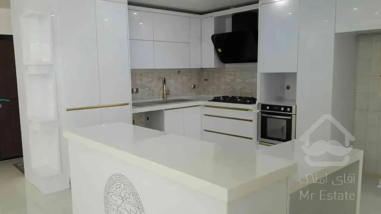 ۱۱۰ متر لاکچری + ۴۰ متر حیاط اختصاصی