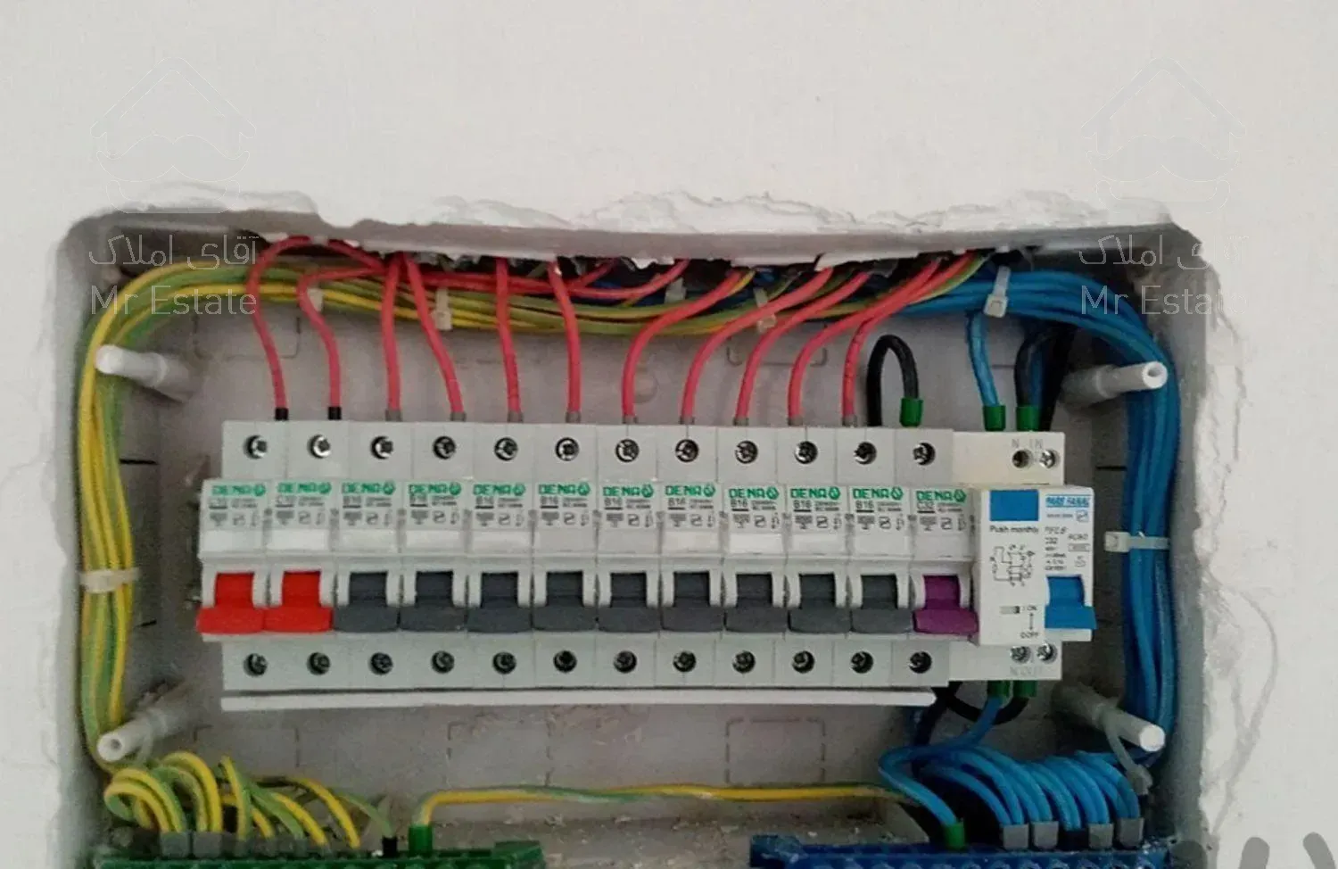 برقکار برقکش ساختمان رفع اتصالی نصاب لوستر و ....