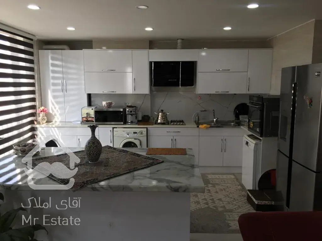 اپارتمان۱۷۰متری سه خواب بازسازی شده قدوسی غربی