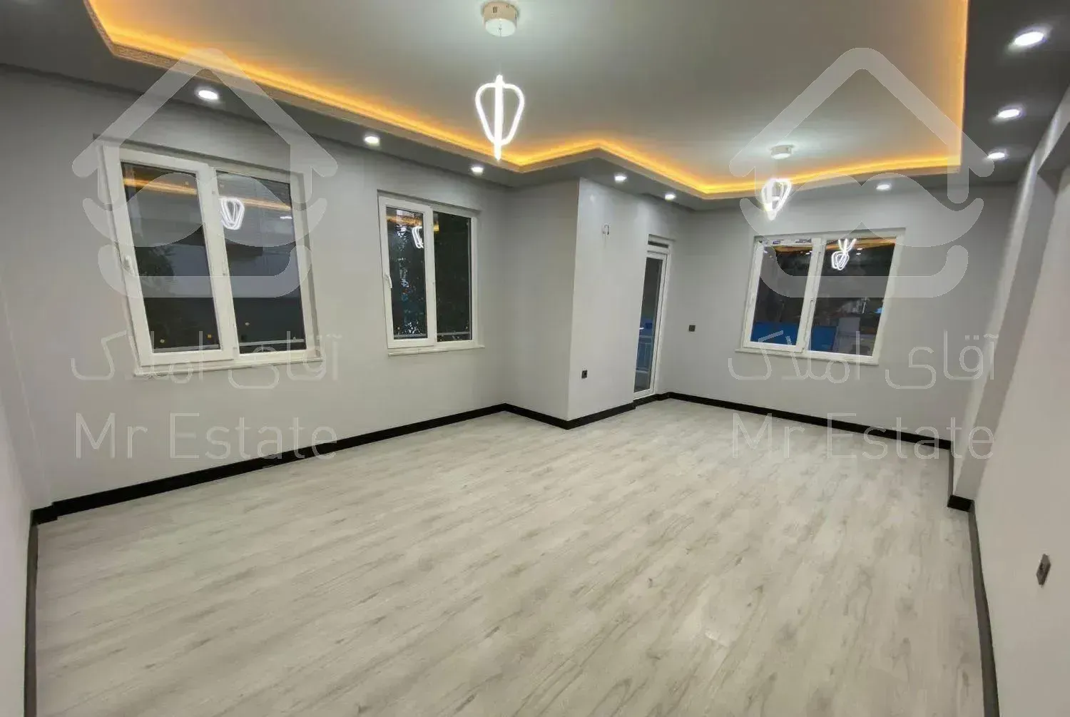 آپارتمان 135 متری سه خواب