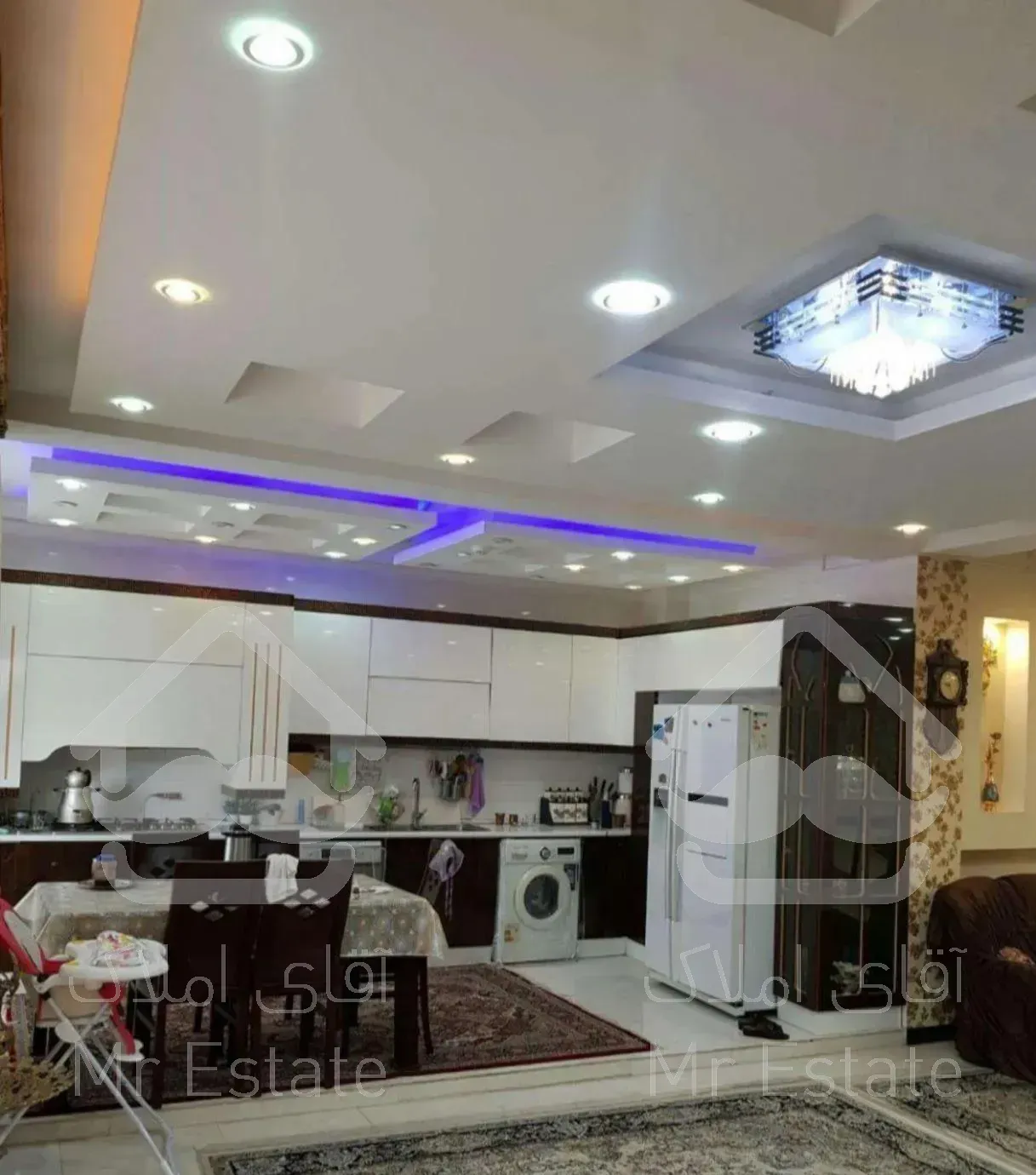 سه طبقه روی پیلوت،فول امکانات،کوی ارتش