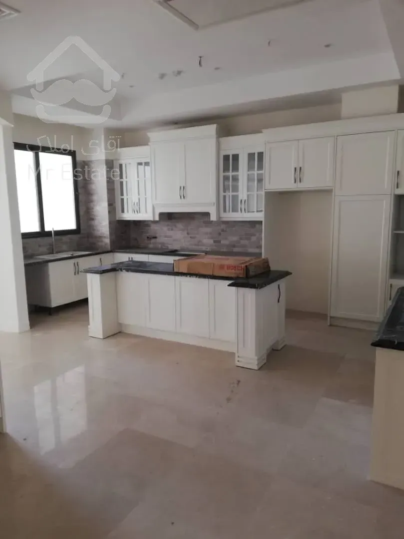 فروش 120 متر مسکونی پاسداران