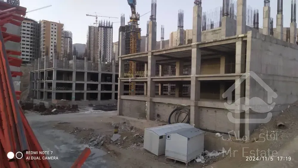 پیش فروش واحد ۱۳۳ متری مروارید شهر فول امکانات قابل تهاتر