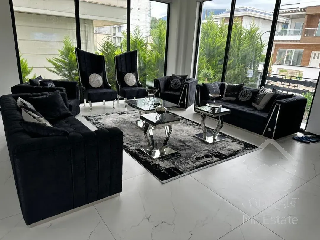 رهن ویلا استخردار ۵۵۰متری شهرکی درکلارآبادمازندران