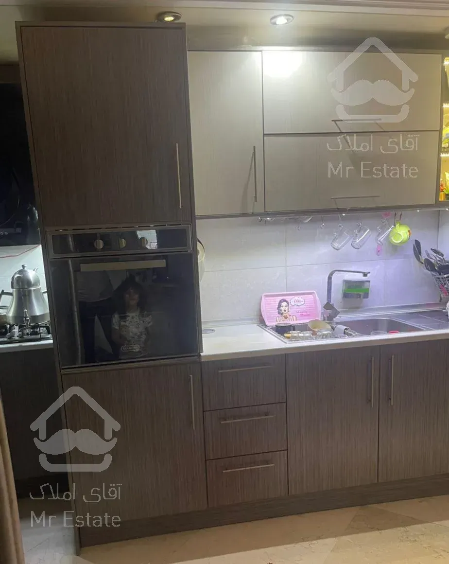 روبروی متروشریعتی۸۲متر۲خواب لابی مجلل۵ساله