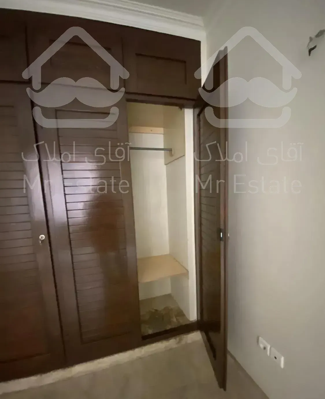 آپارتمان ۱۸۵ متری سه خواب حکمت