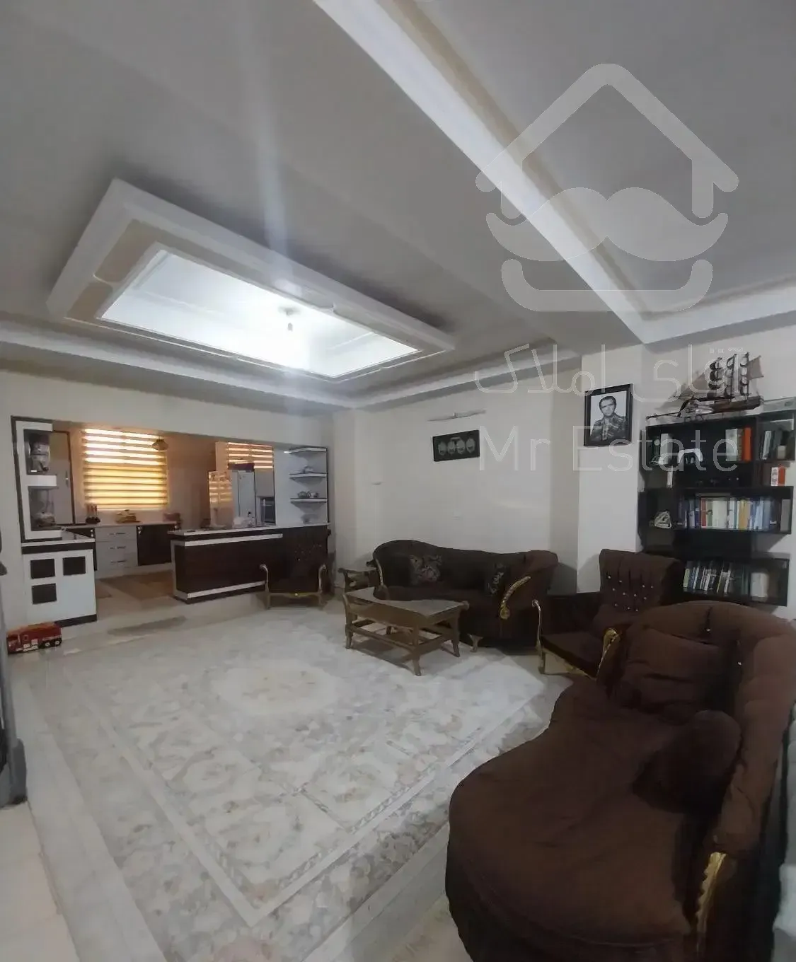 آپارتمان ۱۰۰ متر دو خوابه طبقه چهارم فول تک واحدی