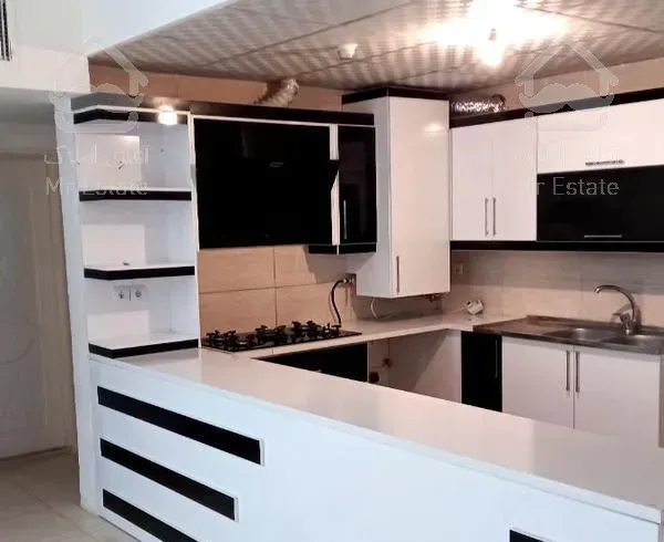 فروش آپارتمان دوخوابه در بناسازان صدرا