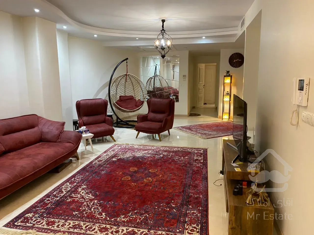 فروش 95 متری میدان ملت