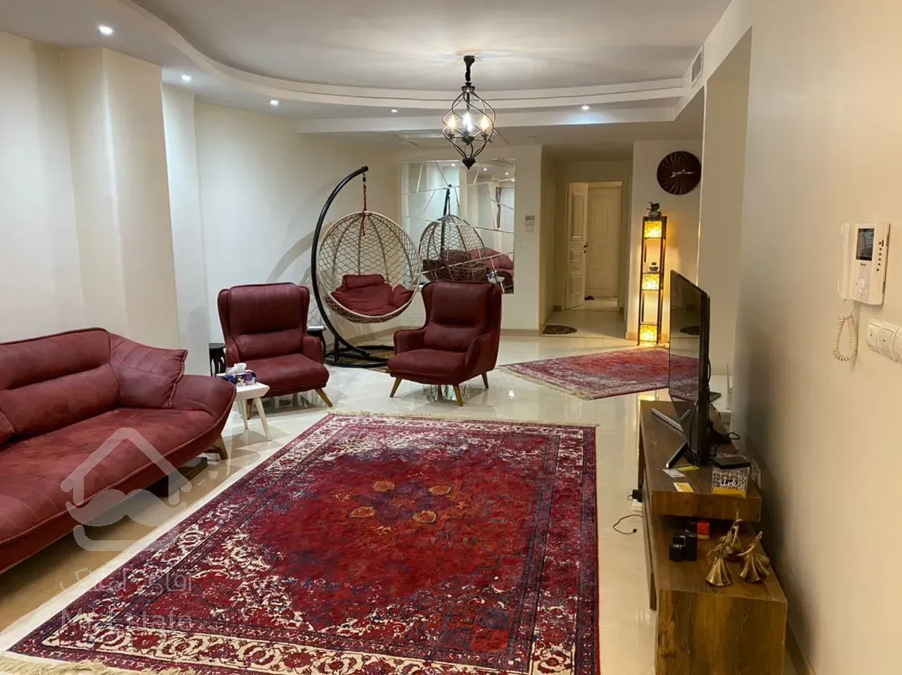 فروش 95 متری میدان ملت