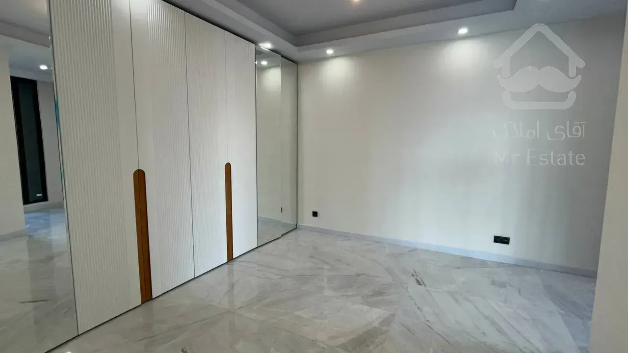 فروش اپارتمان 195 متری محمودیه