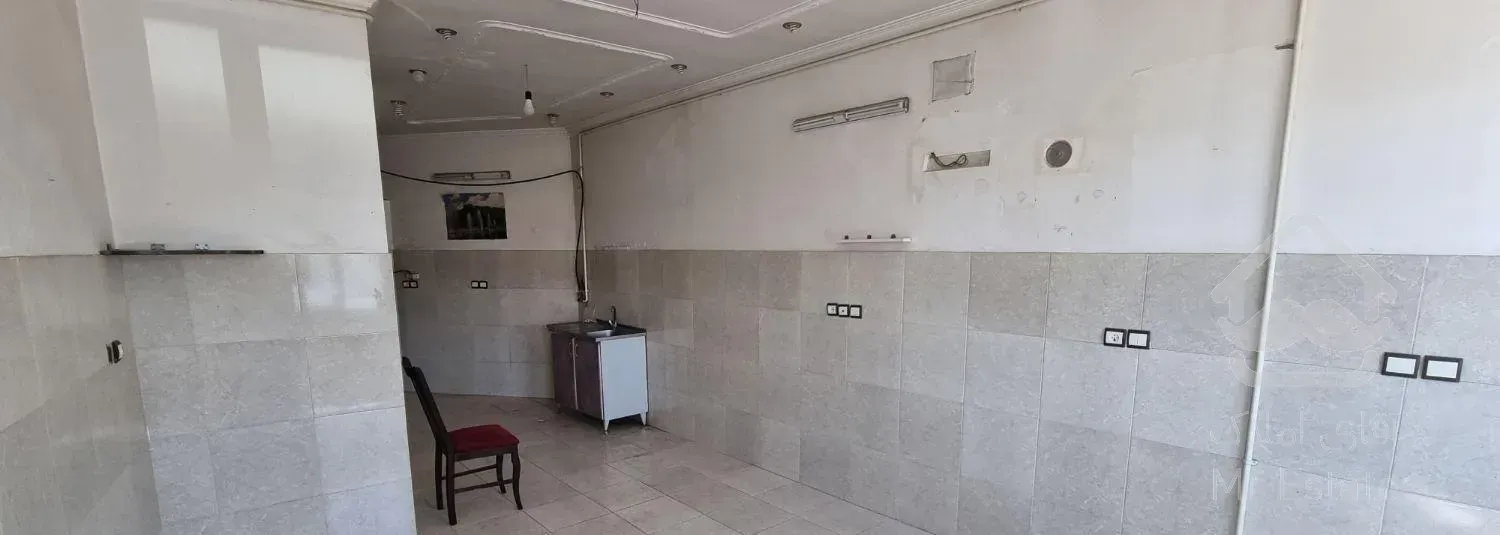 سوئیت ۳۵ متر میدان صنعت