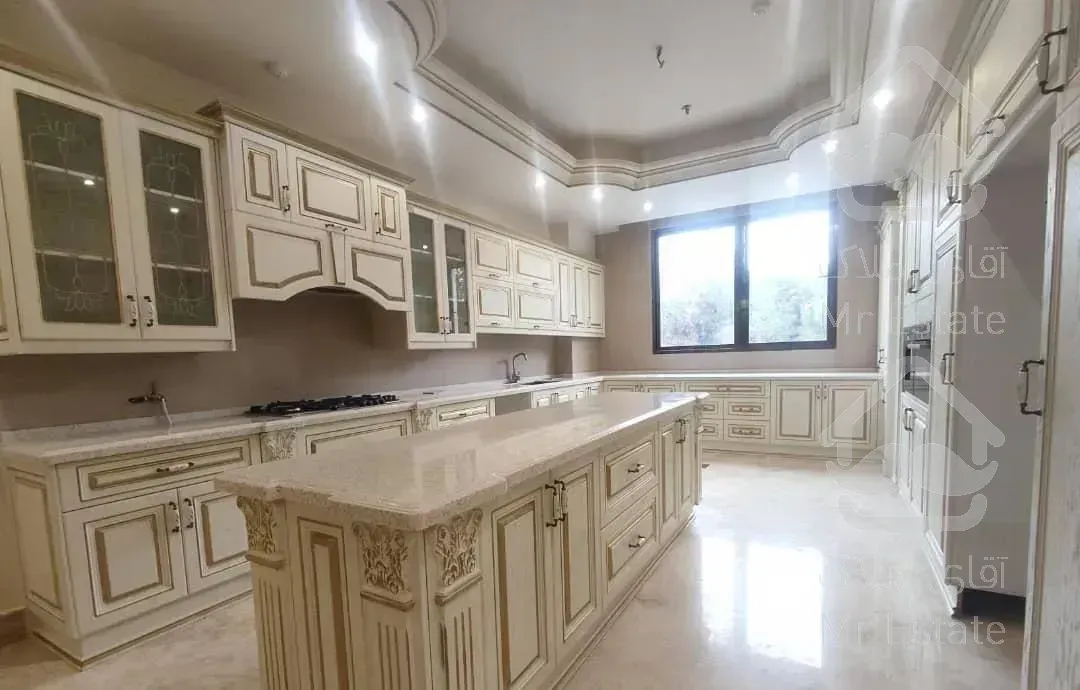 ۳۳۰متر ۴خواب/عمارت مارکدار/برند دروس