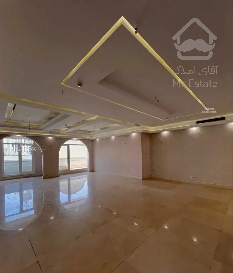 واحد 190متری 3خواب مستردار تمیز 2پارکینگ /گلستان