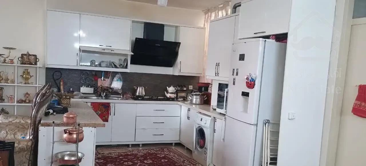 110متر 2خواب کاشانی پور قابل تبدیل