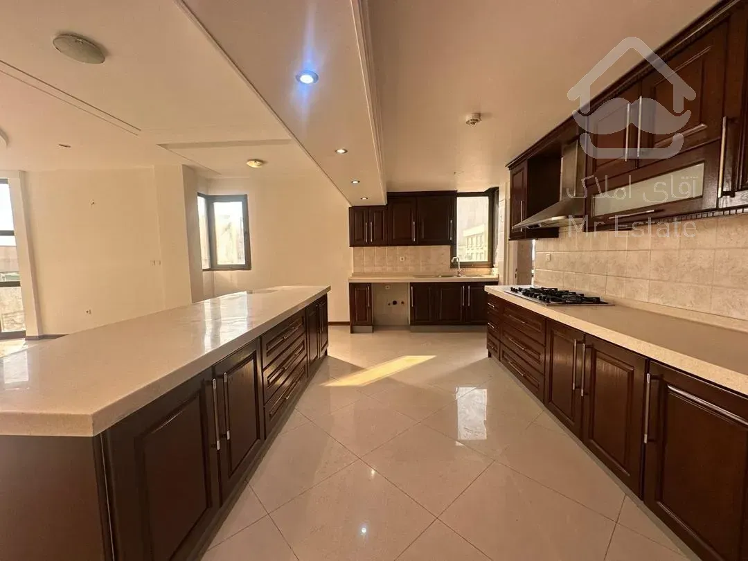 فروش اپارتمان 195 زعفرانیه