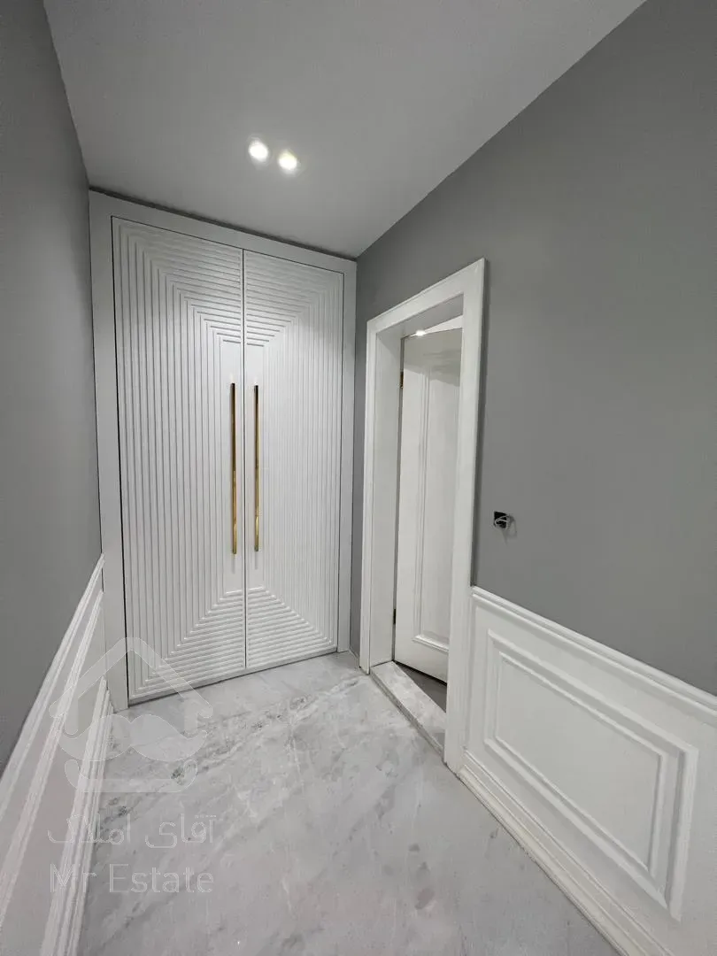 فروش اپارتمان 270 متری زعفرانیه