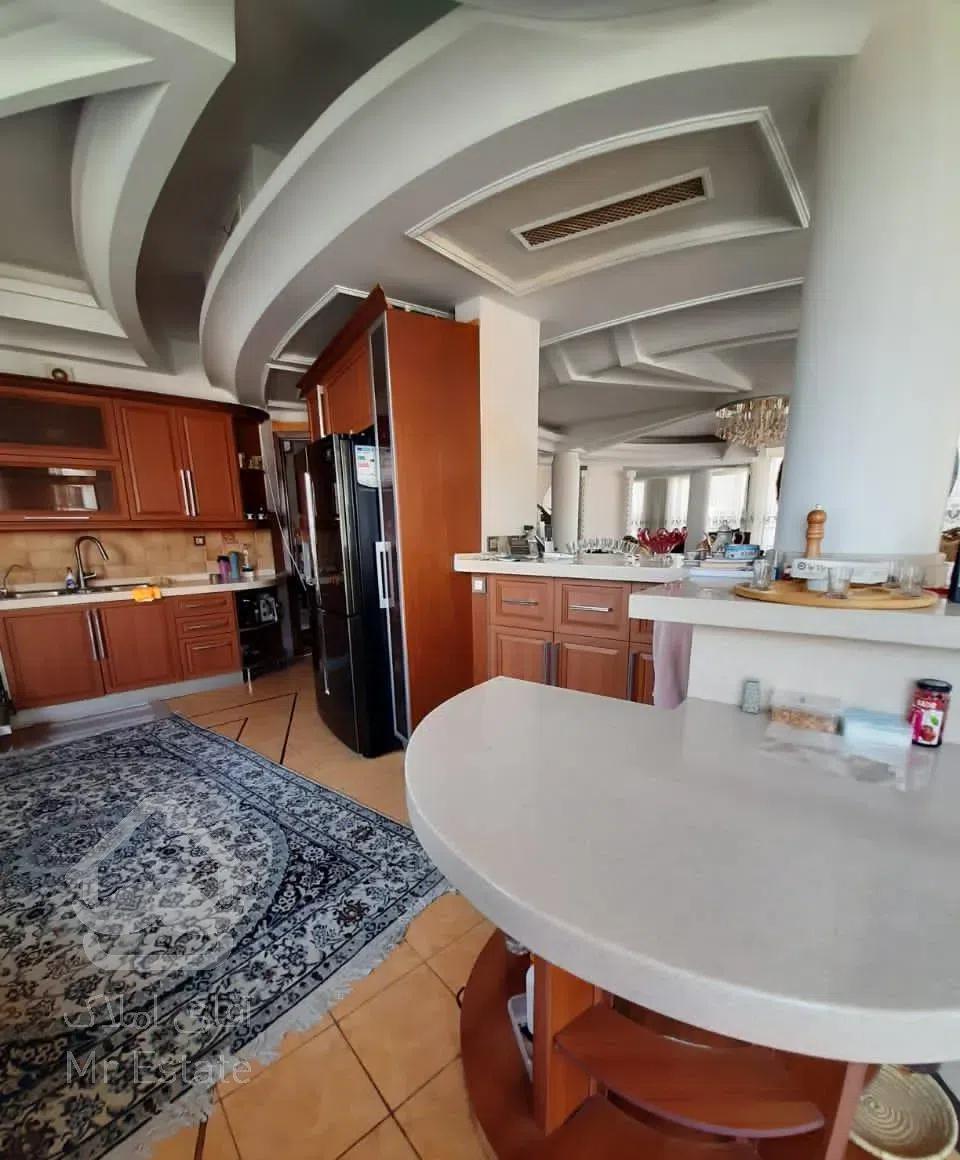 آپارتمان الهیه 210 متر 3 خواب