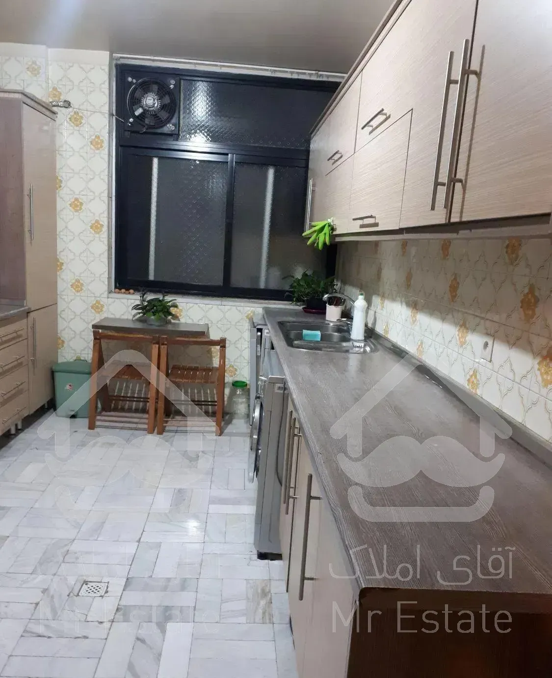 آپارتمان۱۴۰ مترسه خواب حافظ