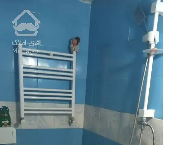 ۸۲متر خوش چیدمان ۲ طرف نورگیر