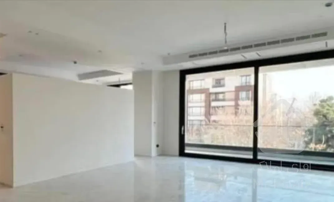 گلستان جنوبی/110 متر دو خوابه /طبقه اول