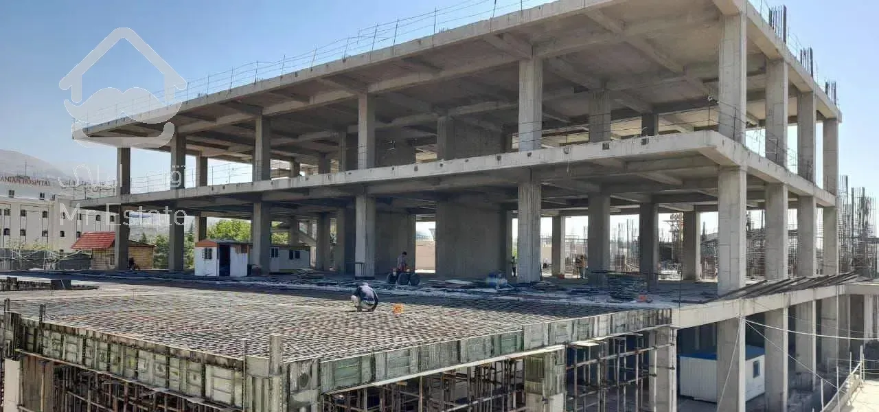 مغازه دور میدان اصلی منطقه/تهاتر/فروش محدود