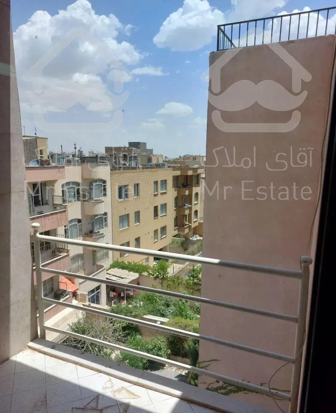 ۱۱۸ متری ۳ خوابه / شیک و خوش نقشه / کوثرشمالی