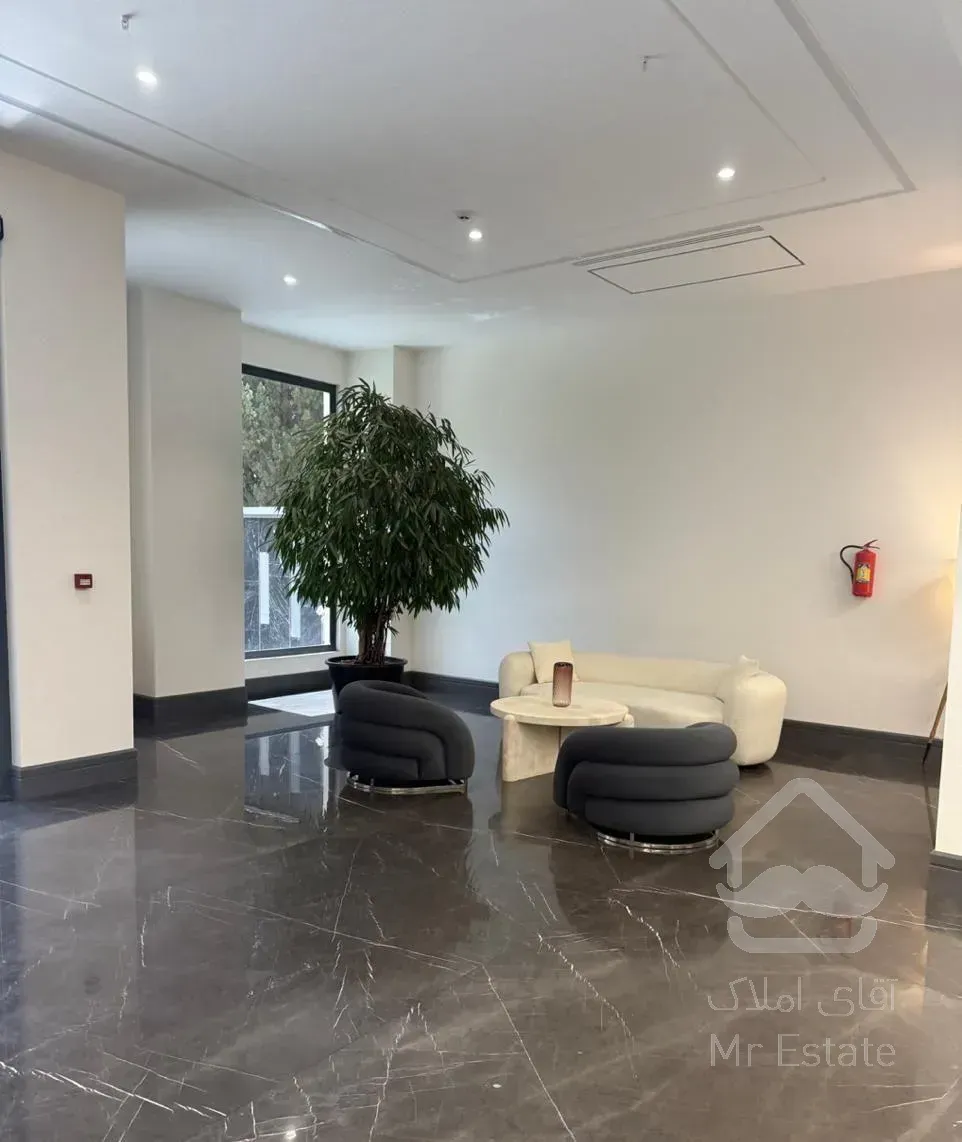 آپارتمان ۱۵۰ متری کامرانیه مشاعات دار