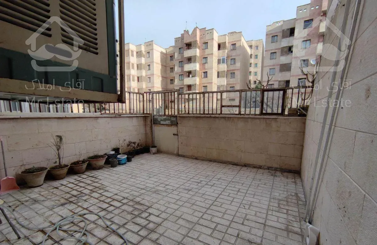 88 متر حیاط دار ، فول امکانات فروشی در شهرک باقری