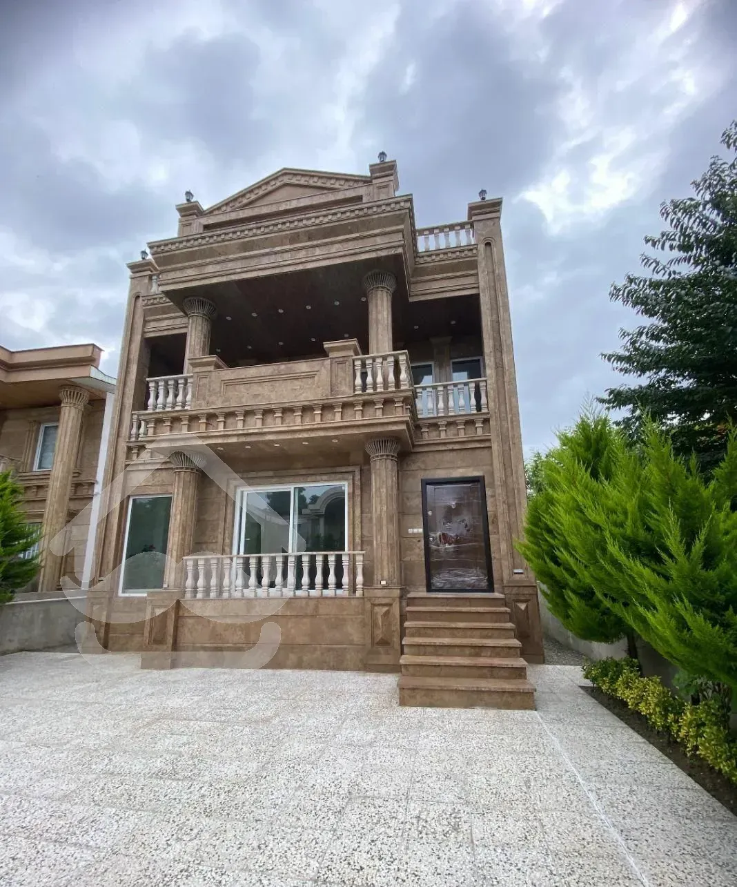 ویلا نما سنگ با رووف لتینگان نوشهر