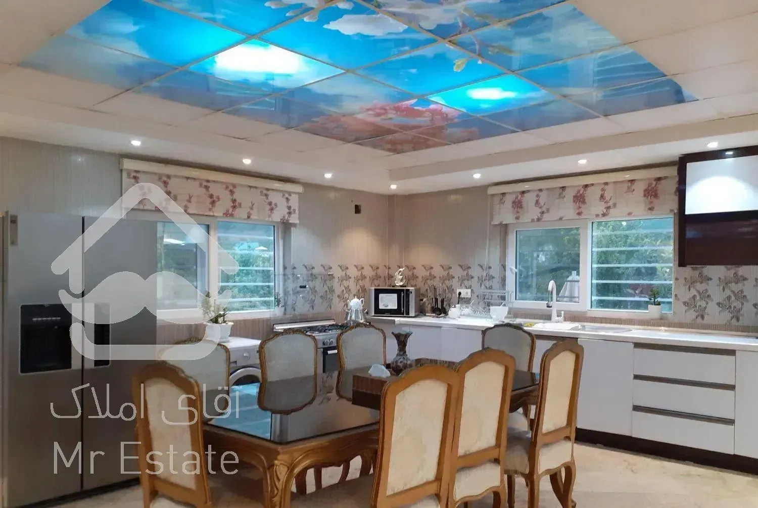 ویلا با استخر اب داع ۴ خواب با چشم انداز زیبا