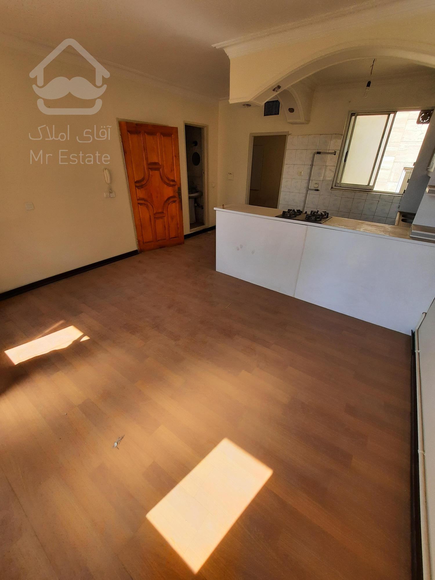 ۴۶ متر ،۱خواب/ پارکینگ غیر مزاحم