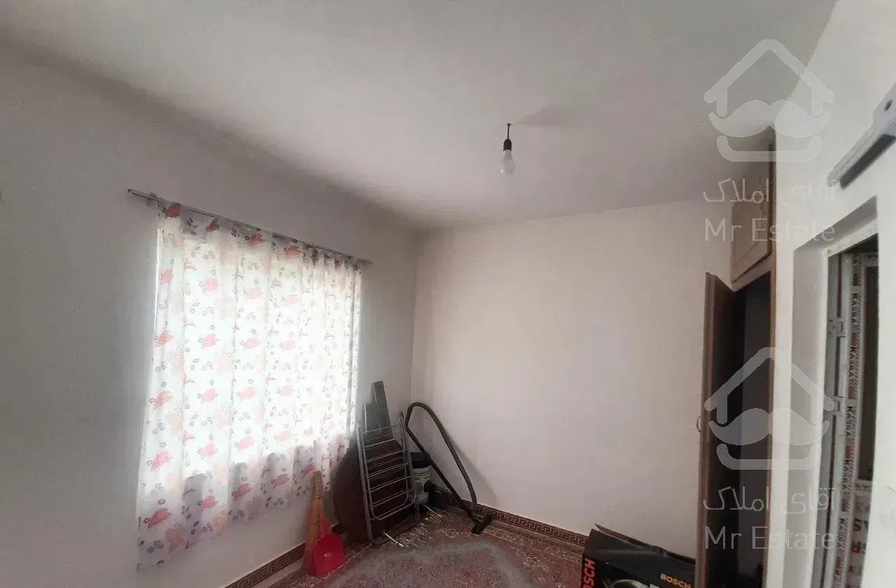 ویلا باغ۱۴۰مترزمین۸۰متربنا