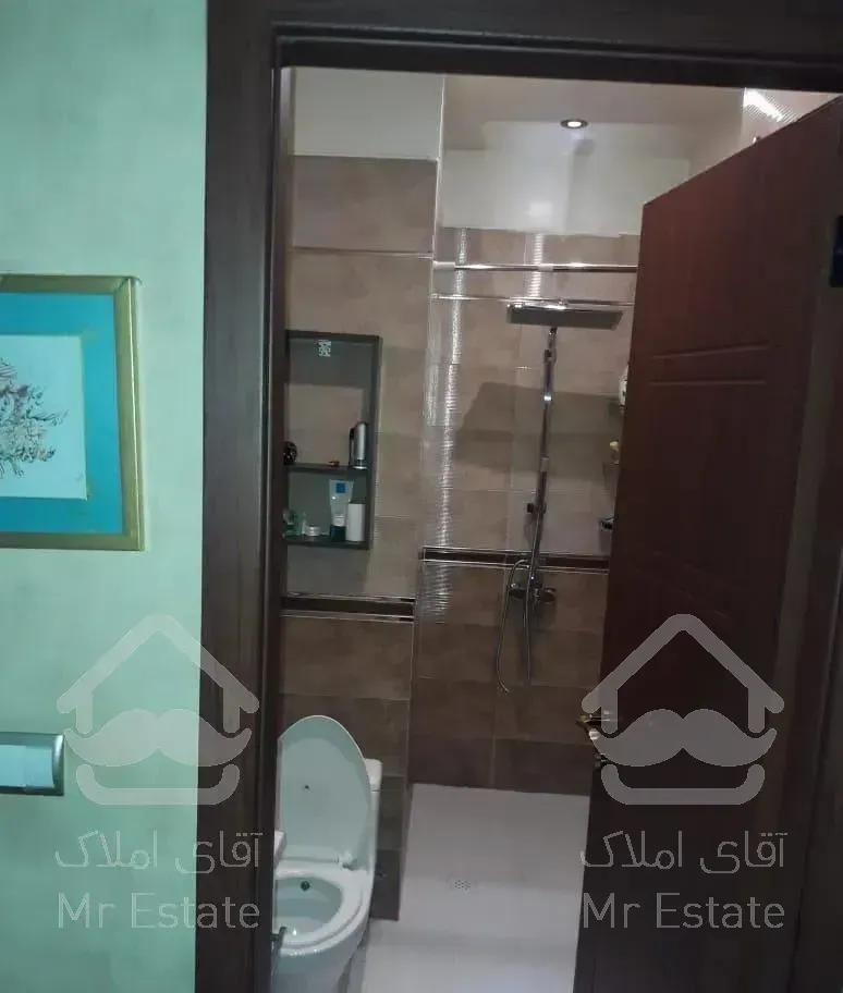 جماران ۱۶۰ متر طبقه دوم ۳ساله