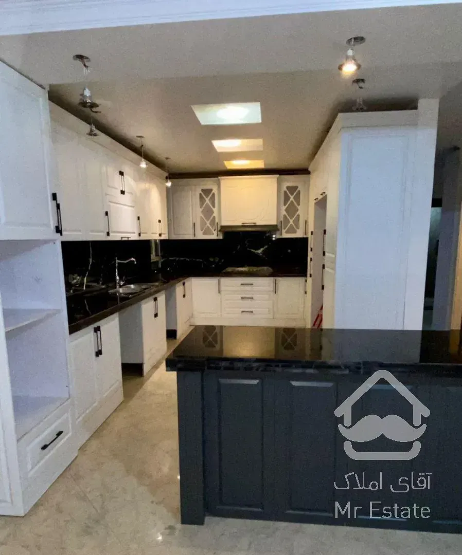 بالای کاج مروارید