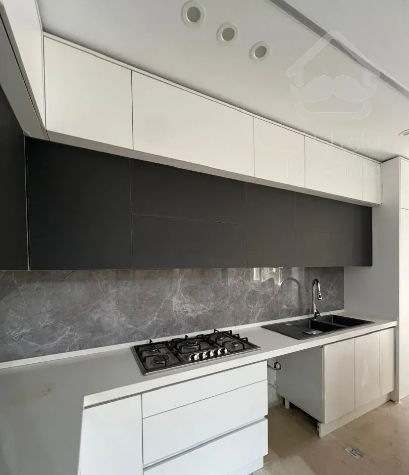 فروش واحد ۱۵۷ متری نفت شمالی