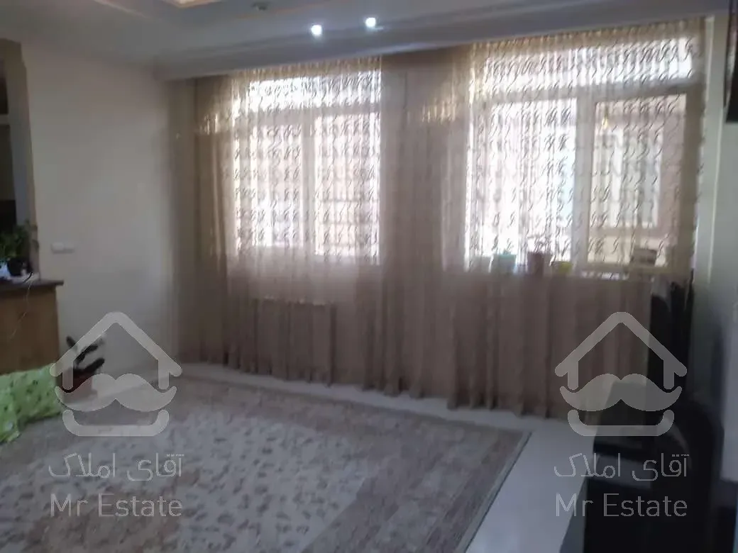 اپارتمان۷۰متری ۲ خواب ، وام دار، قابل رهن، لوکیشن عالی، فول امکانات