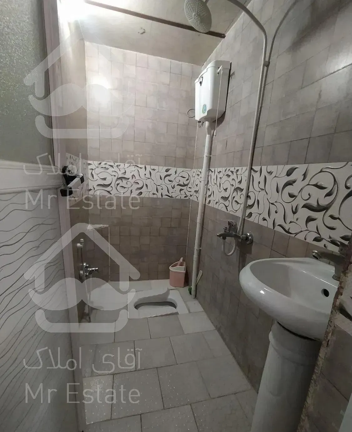 سویت نزدیک حرم کاروان و برای چند خانواده باپارکینگ