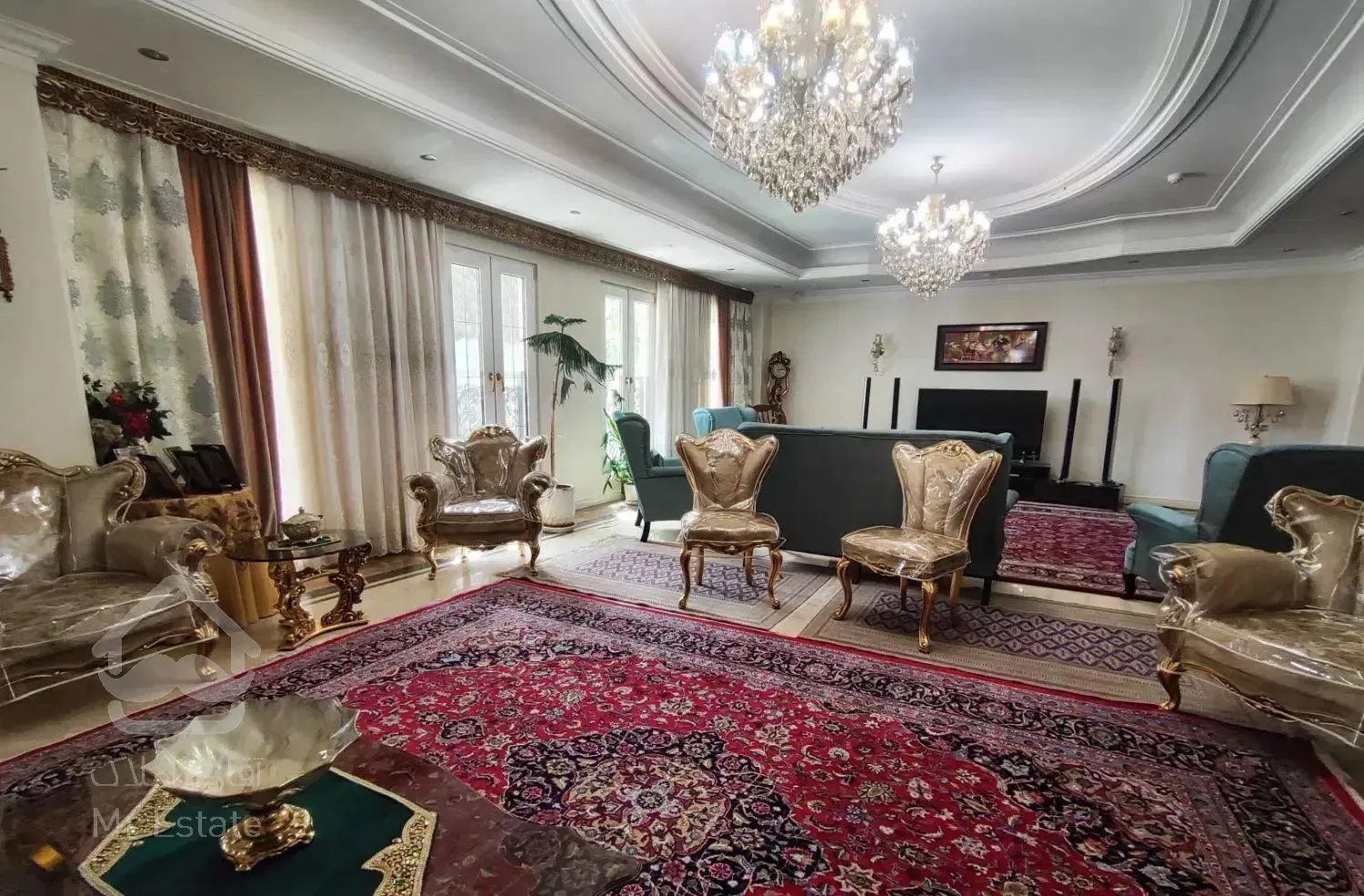 پاسداران ۱۶۵ متر/تکواحدی/۴ پارکینگ سندی