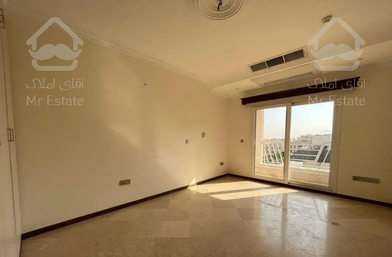 ۲۲۰ متر ۳ خواب (شمال هروی