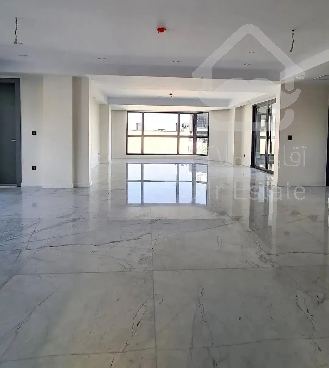 ۳۳۰ متر نیاوران ویو بینظیر تکواحدی