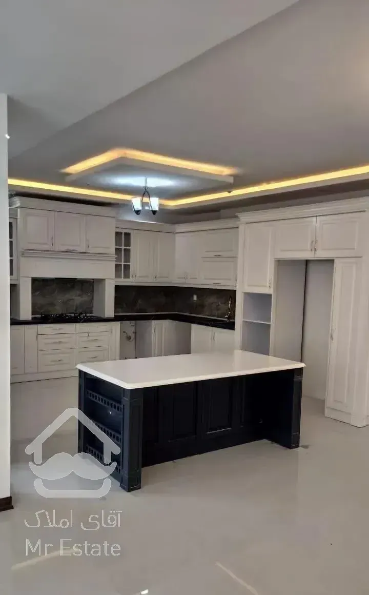 ۱۰۰متر*۲واحدی*نوساز*یک واحد مانده