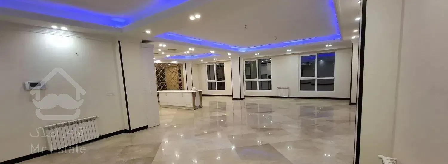 190 متر تکواحدی فول امکانات  3 پارکینگ تهران ویلا