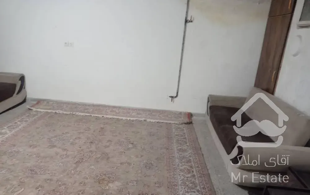 سوئیت ومبلمه بزرگ ۲ خواب زیر کف