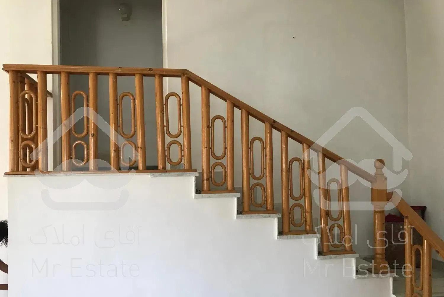 ویلا دربست ۱۳۰ متر بنا