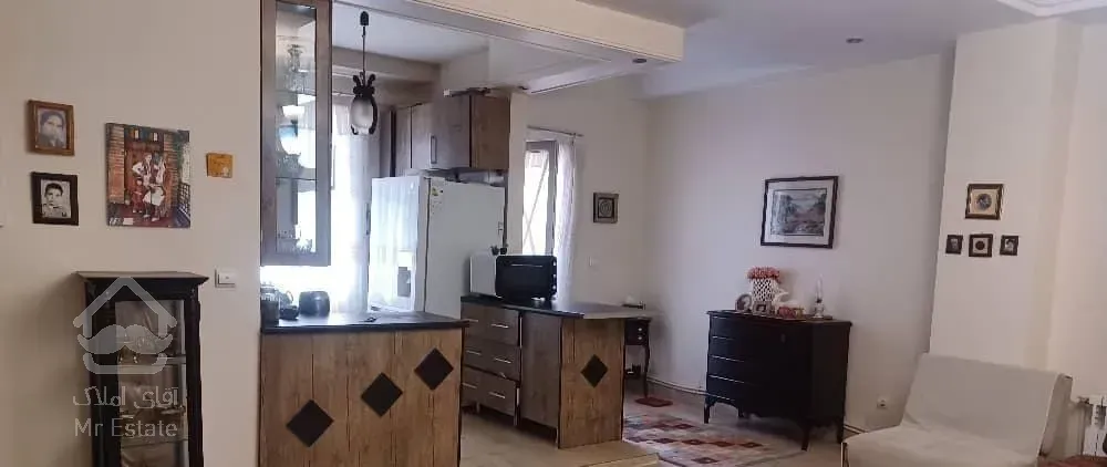 ۷۵متر ویلاشهر فول ط۱ روبحیاط ۲خ چیتگر بالاشهرک