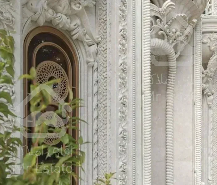 مغازه پرتردد رینگ میدان ولیعصربر۱۵ تابلوخوررستوران